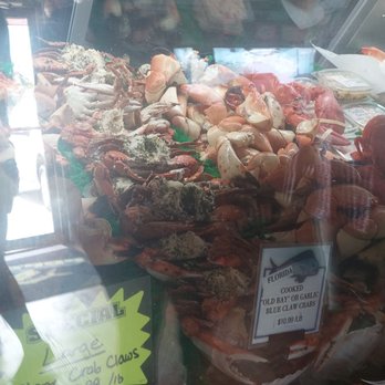 Pop's Fish Market - Stone crab lovers come on in.   They have seasoned crabs as well - Seafood Near Me - Deerfield Beach, Florida