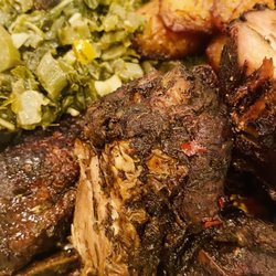 Cafe MoBay - Jerk chicken dinner