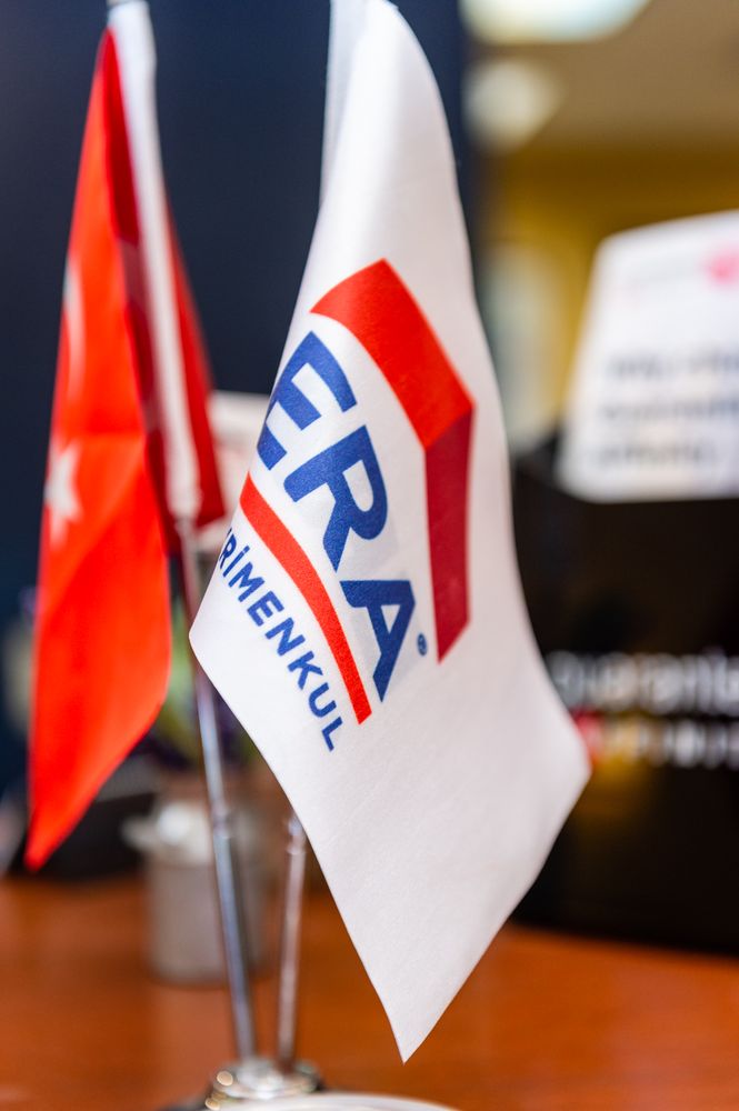 DEBBIE REAVISERA SELLERS BUYERS REAL ESTATE 13 Photos 780 N Resler