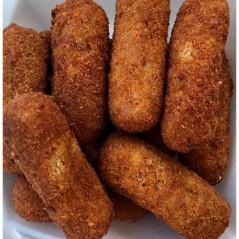 Cafe Villa Clara - Cuban Near Me - Miami, Florida