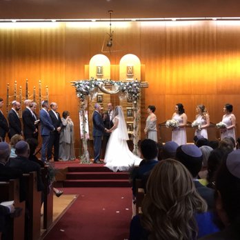 Ahavath Achim Synagogue - Wedding time. - Synagogues Near Me - Atlanta, Georgia Ahavath Achim Synagogue - Wedding time. - Synagogues Near Me - Atlanta, Georgia