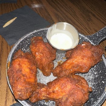 Chalet - Chalet Wings - New American Near Me - Chicago, Illinois