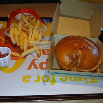 McDonald's - Looks good.
But they forgot to include the fish patty! - Fast Food Near Me - Grand Haven, Michigan McDonald's - Looks good.
But they forgot to include the fish patty! - Fast Food Near Me - Grand Haven, Michigan