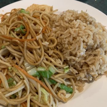 August Moon Chinese Restaurant - Chicken Chow Mein Lunch Plate (with fried rice) - Chinese Near Me - Sammamish, Washington August Moon Chinese Restaurant - Chicken Chow Mein Lunch Plate (with fried rice) - Chinese Near Me - Sammamish, Washington