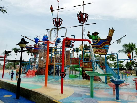 Palawan Beach by null