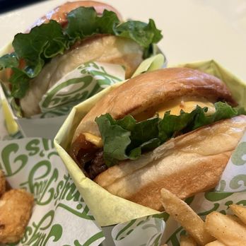 Tiny’s - Burgers Near Me - Costa Mesa, California Tiny’s - Burgers Near Me - Costa Mesa, California