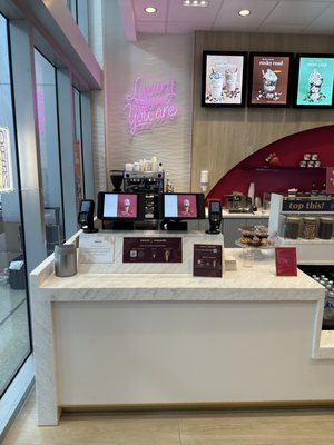 Häagen-Dazs Ice Cream River Landing by null