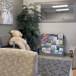 Primary Care Walk-in Medical Clinic - Waiting area