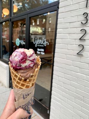 Jeni's Splendid Ice Creams by null