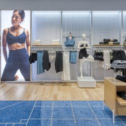 Nike Boulder
