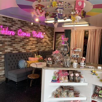 Ruby's Chocolates - Chocolatiers & Shops Near Me - Cincinnati, Ohio