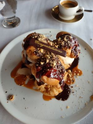 Georges French Bistro by null