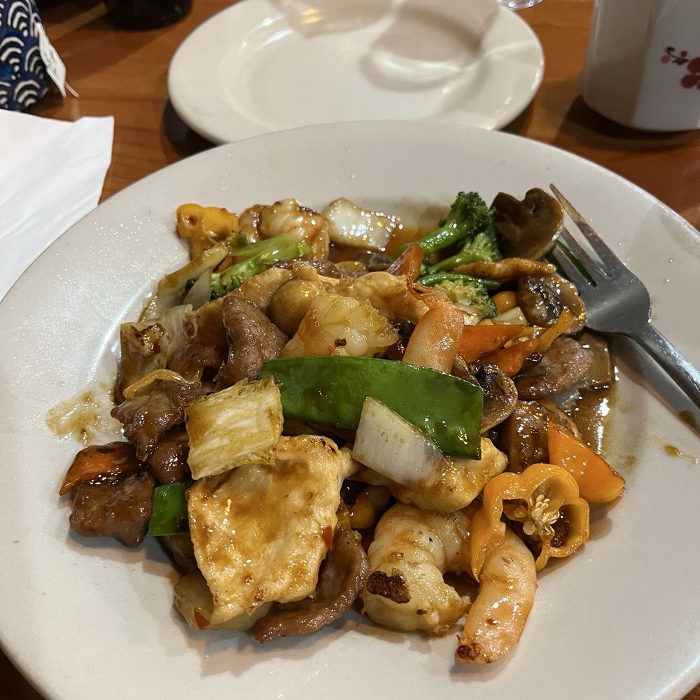 Tiger Lily 2 - This is called 3 kind. Shrimp, chicken and beef! Very good!! - Korean Near Me - Fishers, Indiana