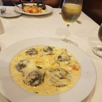 Basilico Ristorante - Excellent Good! The crab ravioli was Delicious! Definitely will come back to try other dishes! - Italian Near Me - Doral, Florida Basilico Ristorante - Excellent Good! The crab ravioli was Delicious! Definitely will come back to try other dishes! - Italian Near Me - Doral, Florida