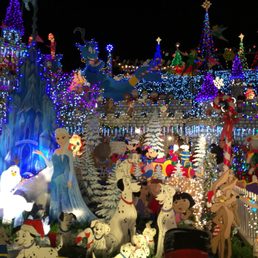 Christmas Lights Rohnert Park 2022 Weaver's Winter Wonderland - Festivals - 1190 Cielo Cir, Rohnert Park, Ca -  Yelp