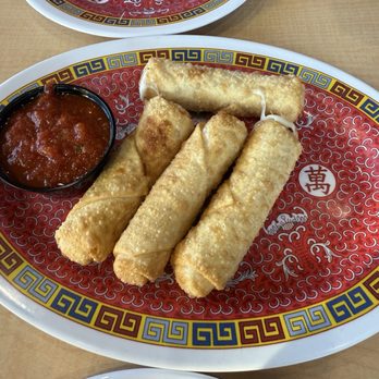 Fong's Pizza - Chinese Cheesesticks - Pizza Near Me - Des Moines, Iowa Fong's Pizza - Chinese Cheesesticks - Pizza Near Me - Des Moines, Iowa