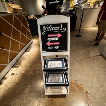 Café Crème - Cafes Near Me - Austin, Texas