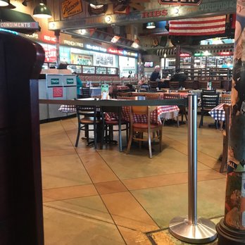 Portillo's & Barnelli's Summit - Another view of dining area - Hot Dogs Near Me - Summit, Illinois Portillo's & Barnelli's Summit - Another view of dining area - Hot Dogs Near Me - Summit, Illinois