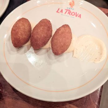 Cafe La Trova - Lobster croquetas - Cocktail Bars Near Me - Miami, Florida