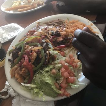 El Cazuelon - Lunch Texas fajita - Mexican Near Me - Winder, Georgia
