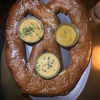 Pilot Project Brewing - Wrigleyville - Pretzel - Breweries Near Me - Chicago, Illinois