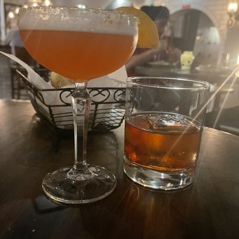 Saviano's Italian Kitchen - Peach Bellini and Napoli Negroni (i think) - Italian Near Me - Euless, Texas Saviano's Italian Kitchen - Peach Bellini and Napoli Negroni (i think) - Italian Near Me - Euless, Texas