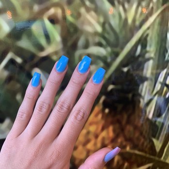 Gloss & Feathers - Nail Salons Near Me - Phoenix, Arizona Gloss & Feathers - Nail Salons Near Me - Phoenix, Arizona
