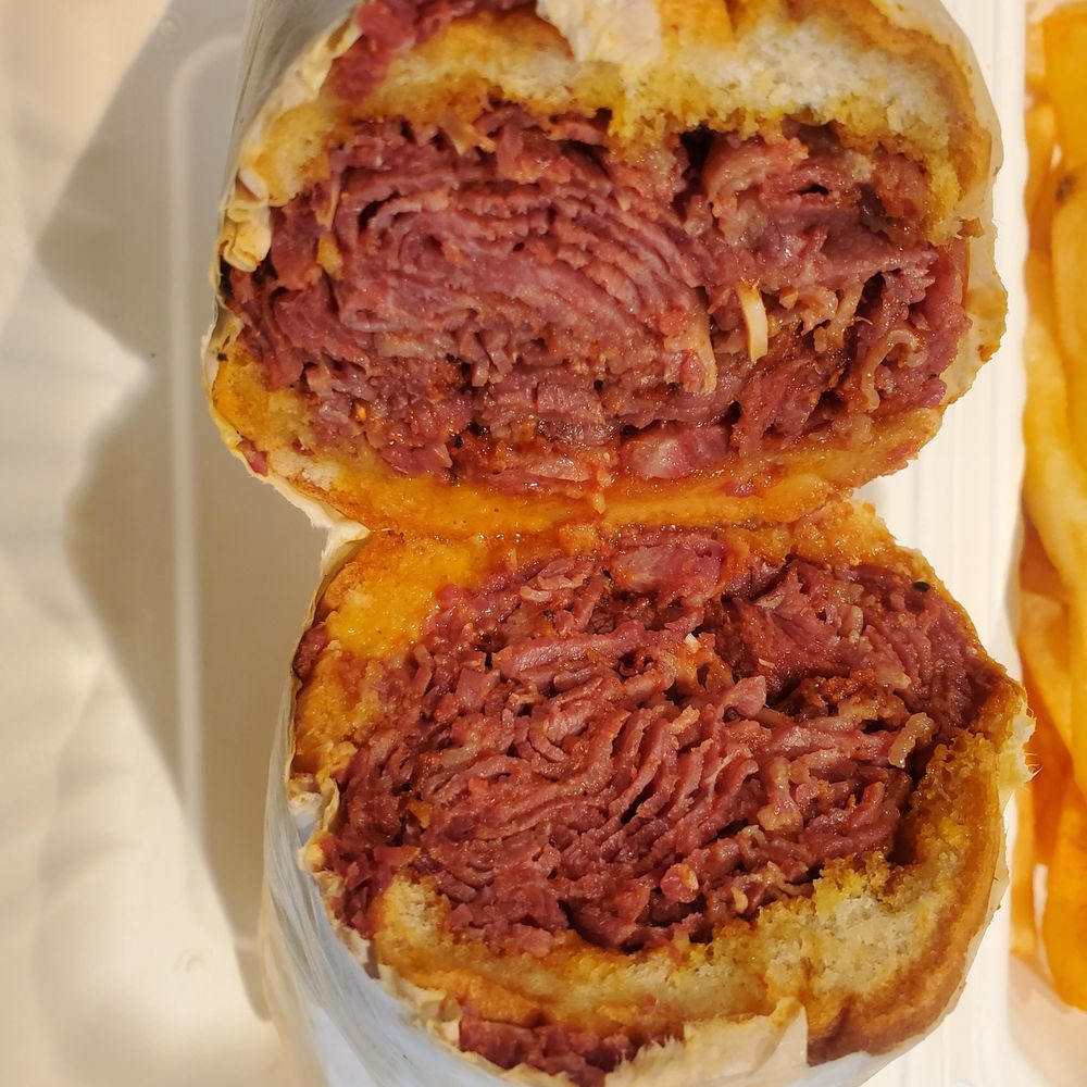 Pastrami sandwich Pastrami sandwich