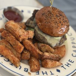 The Butcher, The Baker, The Cappuccino Maker - BUTCHER'S BURGER