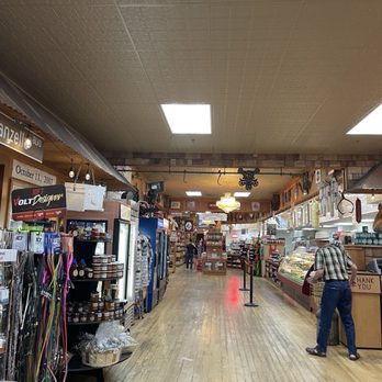 Granzella's Restaurant - Italian Near Me - Williams, California