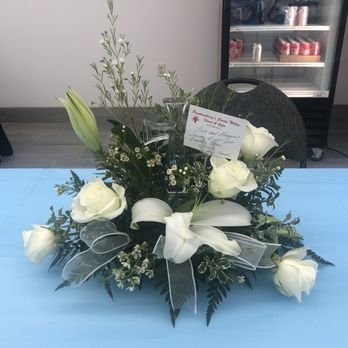 Kenny's Florist - The arrangement we received. - Florists Near Me - Martin, Kentucky Kenny's Florist - The arrangement we received. - Florists Near Me - Martin, Kentucky