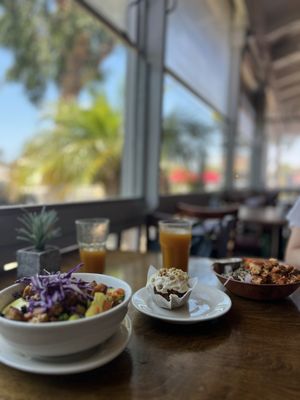 Lotus Cafe & Juice Bar by null