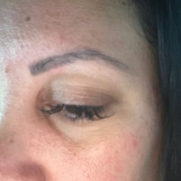 "Brow tint"