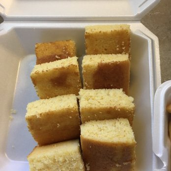 Big Pop's BBQ and Grill - Family deal side of cornbread (only 8 pieces, need another 8.... so good) - Barbeque Near Me - Pacoima, California