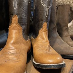 Evolve: The Men's Resale Store