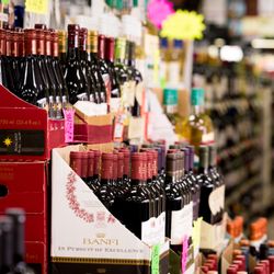 4 Seasons Liquors