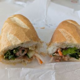 Bánh Mì Xíu Mại/meatball Sandwich