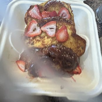 La Terraza - French Toast - Coffee & Tea Near Me - Redondo Beach, California La Terraza - French Toast - Coffee & Tea Near Me - Redondo Beach, California