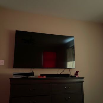 In The Sky - 65" in master bedroom also tilt mounted - Security Systems Near Me In The Sky - 65" in master bedroom also tilt mounted - Security Systems Near Me
