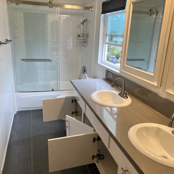 OC Trust Remodeling & Construction - Before .. not bad but don't be fooled. The vanity was non functional and the overall bathroom was dreary. - General Contractors Near Me - Mission Viejo, California OC Trust Remodeling & Construction - Before .. not bad but don't be fooled. The vanity was non functional and the overall bathroom was dreary. - General Contractors Near Me - Mission Viejo, California