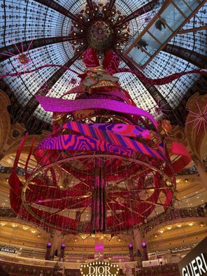 Galeries Lafayette Haussmann by null