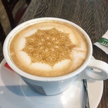 iCafe de Paris - Latte with almond milk - Creperies Near Me - Orlando, Florida