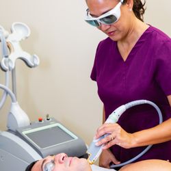 Q Laser Center - Q Laser Center