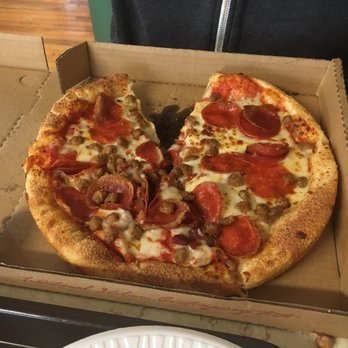 Ricko's - 10" pizza with sausage and pepperoni - Italian Near Me - Soddy-Daisy, Tennessee Ricko's - 10" pizza with sausage and pepperoni - Italian Near Me - Soddy-Daisy, Tennessee
