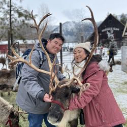 Leavenworth Reindeer Farm - Picture with Reindeer