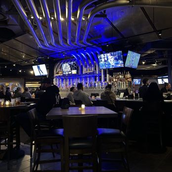 Yard House - Bar area - Bars Near Me - Fresno, California