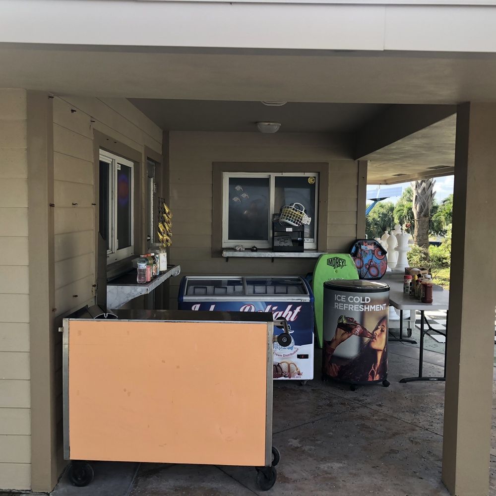 Oceanfront Park - Concession stand - Beaches Near Me - Ocean Ridge, Florida Oceanfront Park - Concession stand - Beaches Near Me - Ocean Ridge, Florida