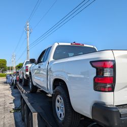 In-N-Out Keys - Dealer Auto Shipping