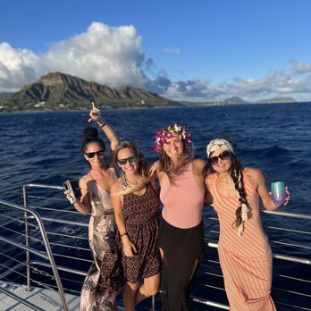 Three Tiki Sailing - Diamond Head views were amazing - Sailing Near Me - Honolulu, Hawaii Three Tiki Sailing - Diamond Head views were amazing - Sailing Near Me - Honolulu, Hawaii