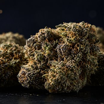 1. iSmokee Smoke Shop